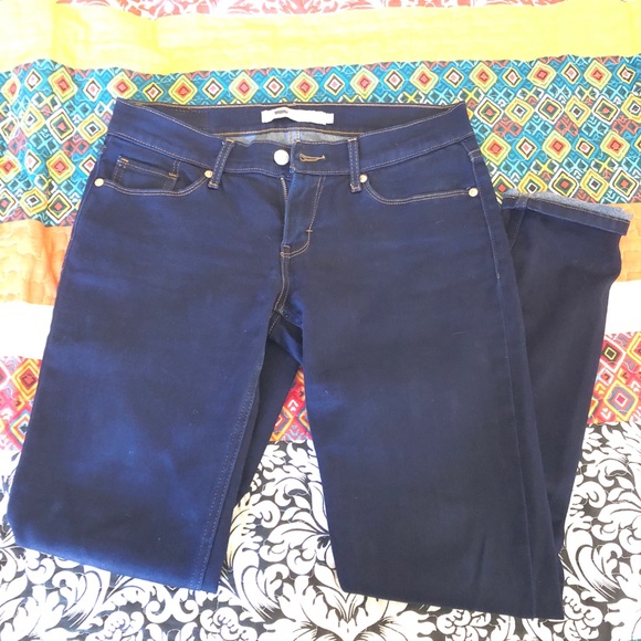 Levi’s Low Rise Skinny - Picture 3 of 4